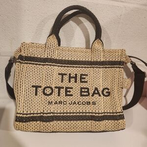 Marc Jacobs The Tote Bag Straw Tote in Natural and Black